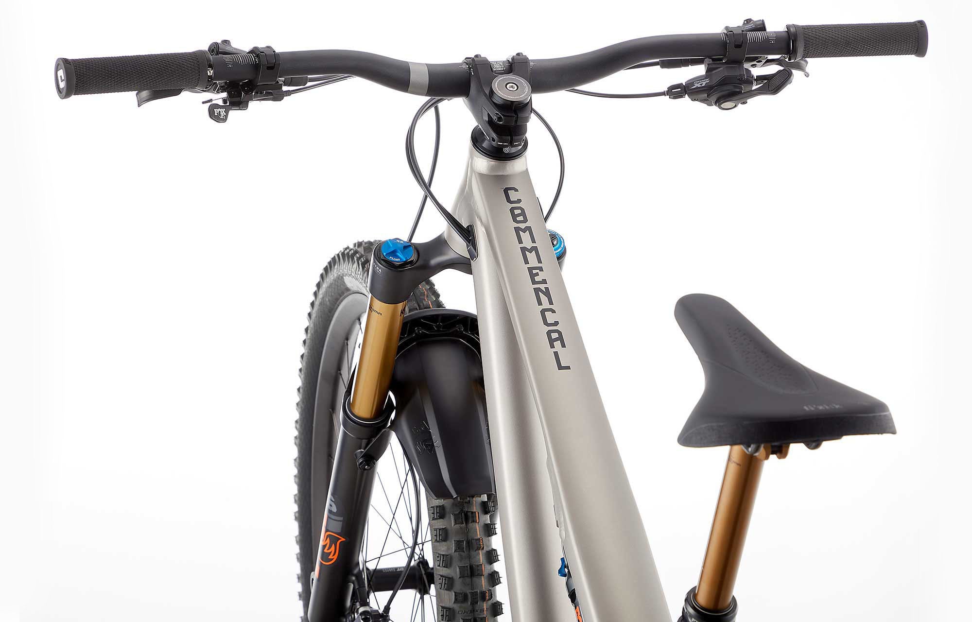 Bicicleta Enduro Commencal Meta SX V4 Signature Champagne