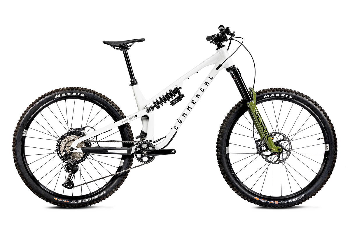Bicicleta Enduro Commencal Meta V5 Clear Silver Alc - vista 1