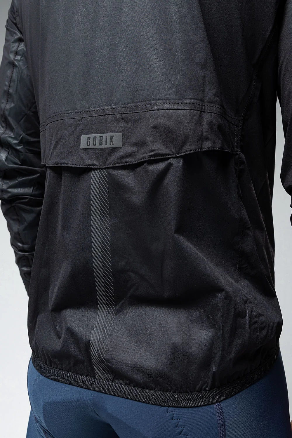 Chaqueta Ligera Gobik Impermeable Pluvia Unisex True Black