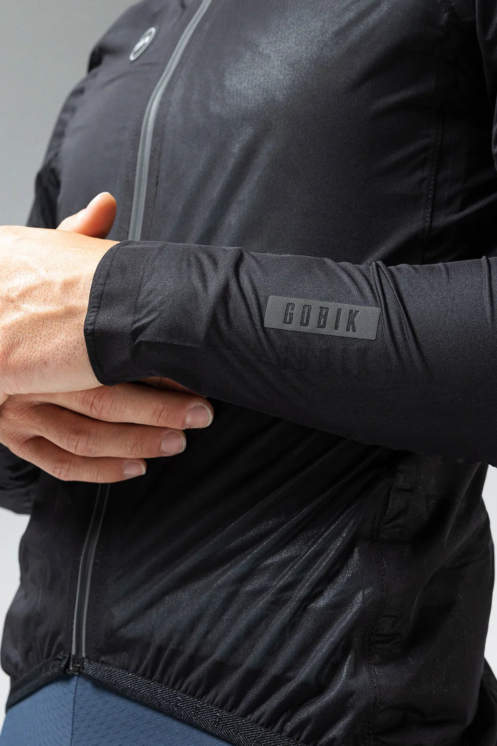Chaqueta Ligera Gobik Impermeable Pluvia Unisex True Black