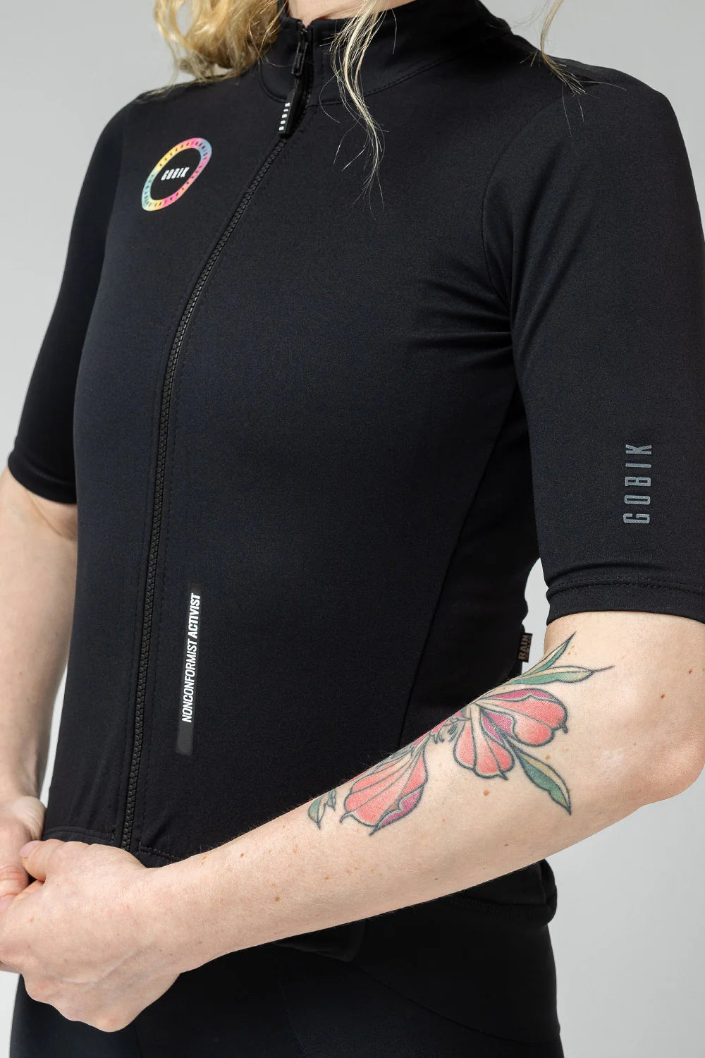 Chaqueta Gobik Manga Corta Envy Mujer Jet Negro