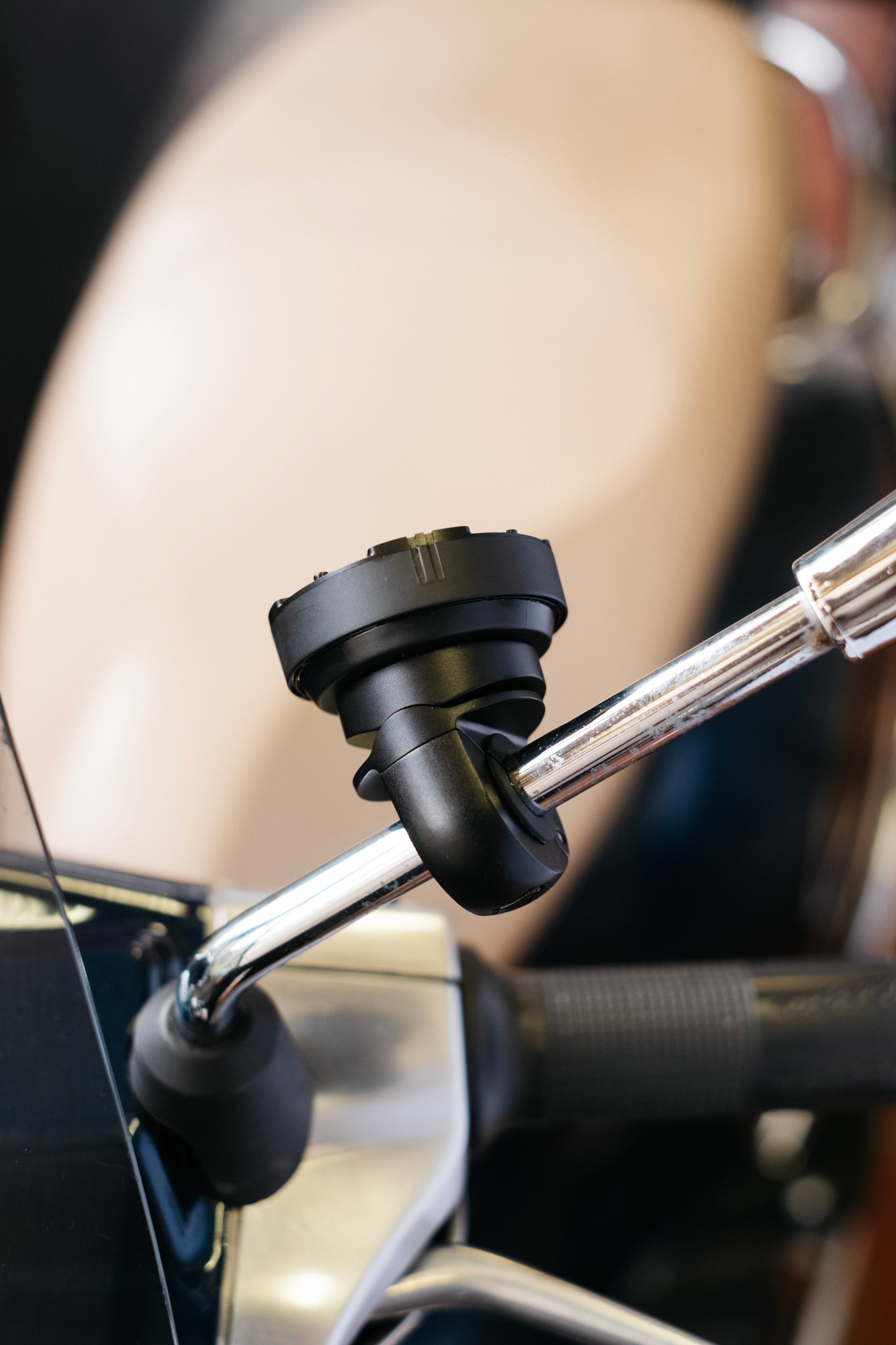 Navegador Mirror and Cross Bar Mount II Beeline