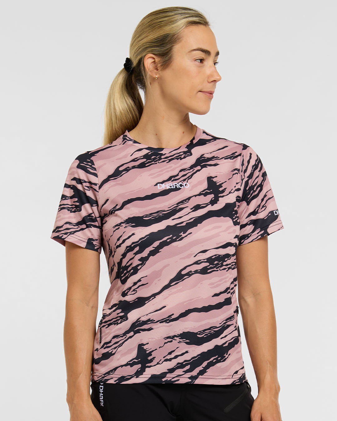 Camiseta de manga corta para mujer | Ambush
