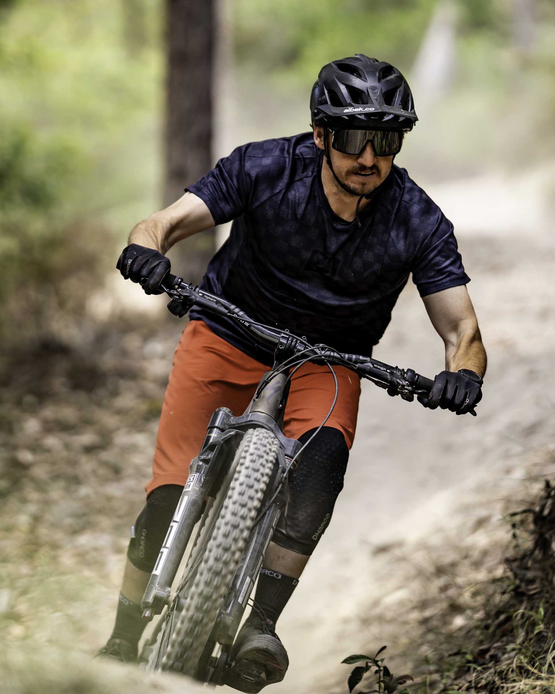 Pantalones cortos Gravity para hombre | Acampanados
