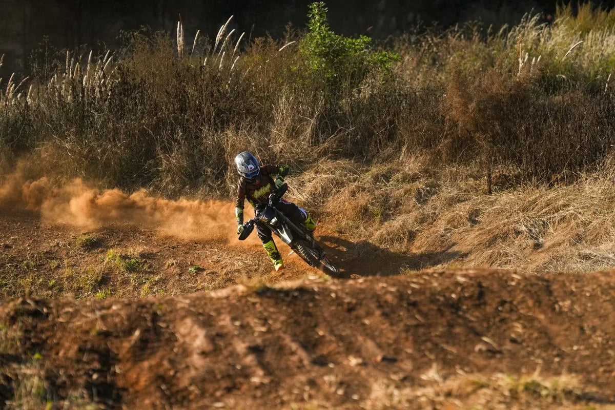 Moto Electrica Sur-Ron Ultra Bee X HP