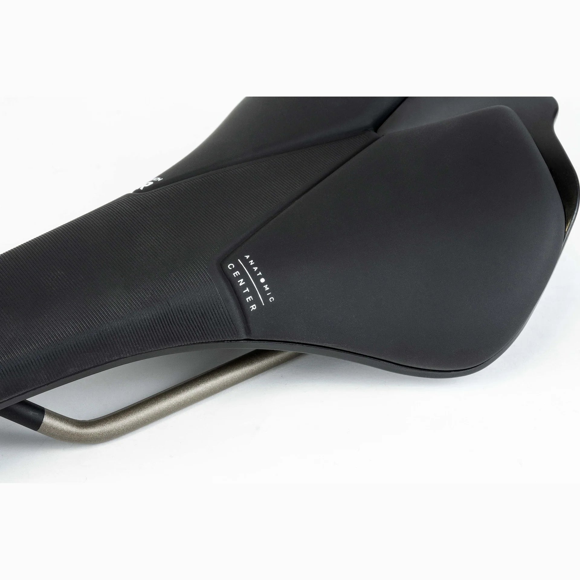 Asiento Prologo Scratch NDR Tirox 140mm Negro