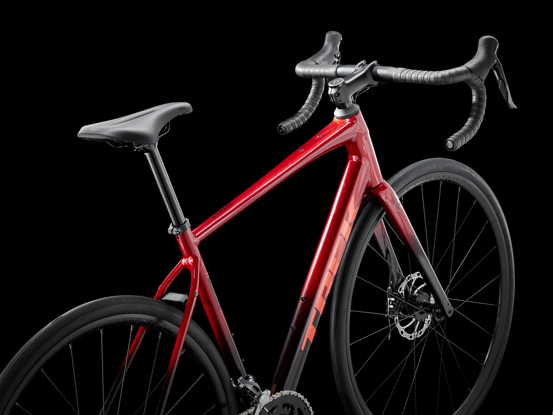Bicicleta Ruta Trek Domane AL 2 Rojo 4ta Gen