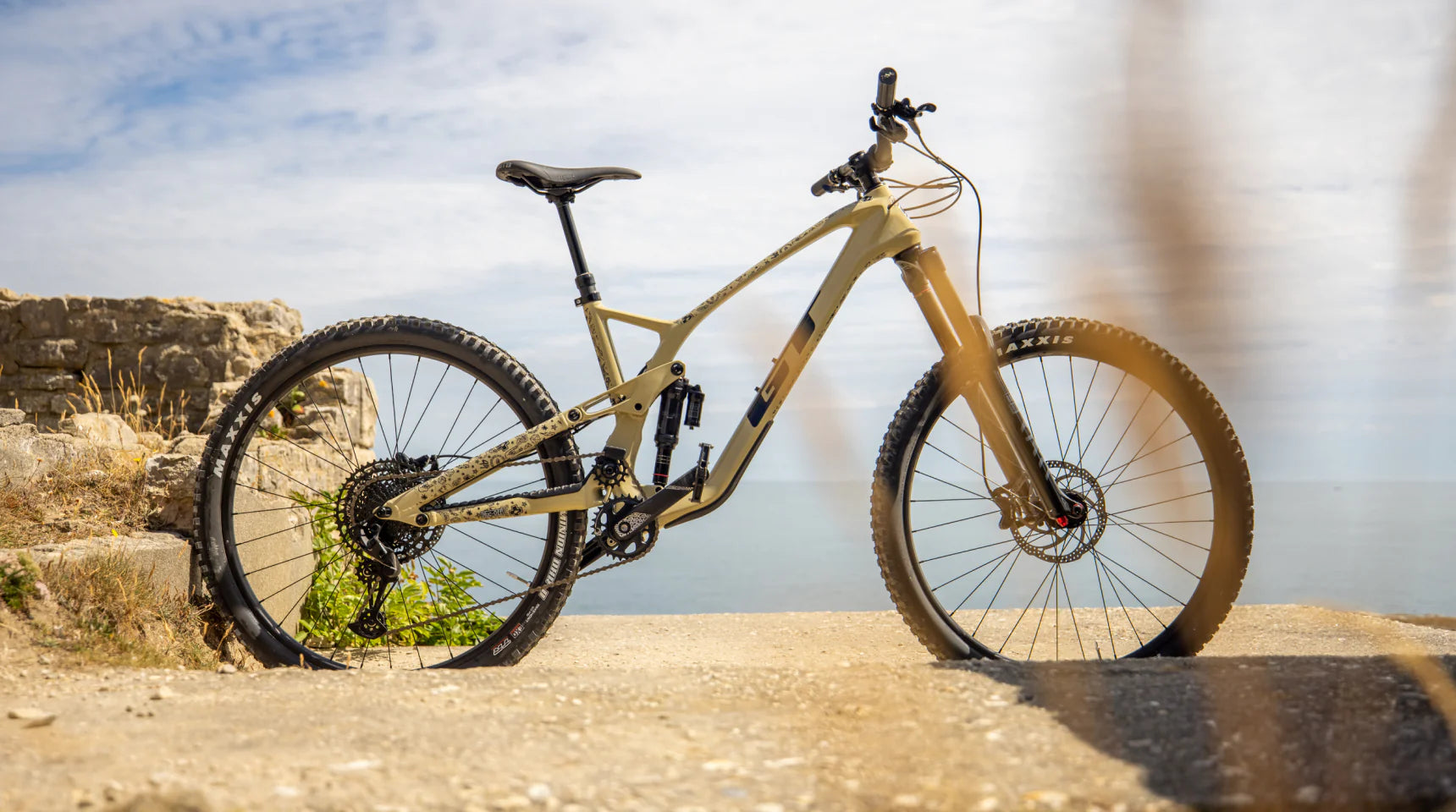 Muc-Off Chainstay Protection Kit -Punk - Rideshop