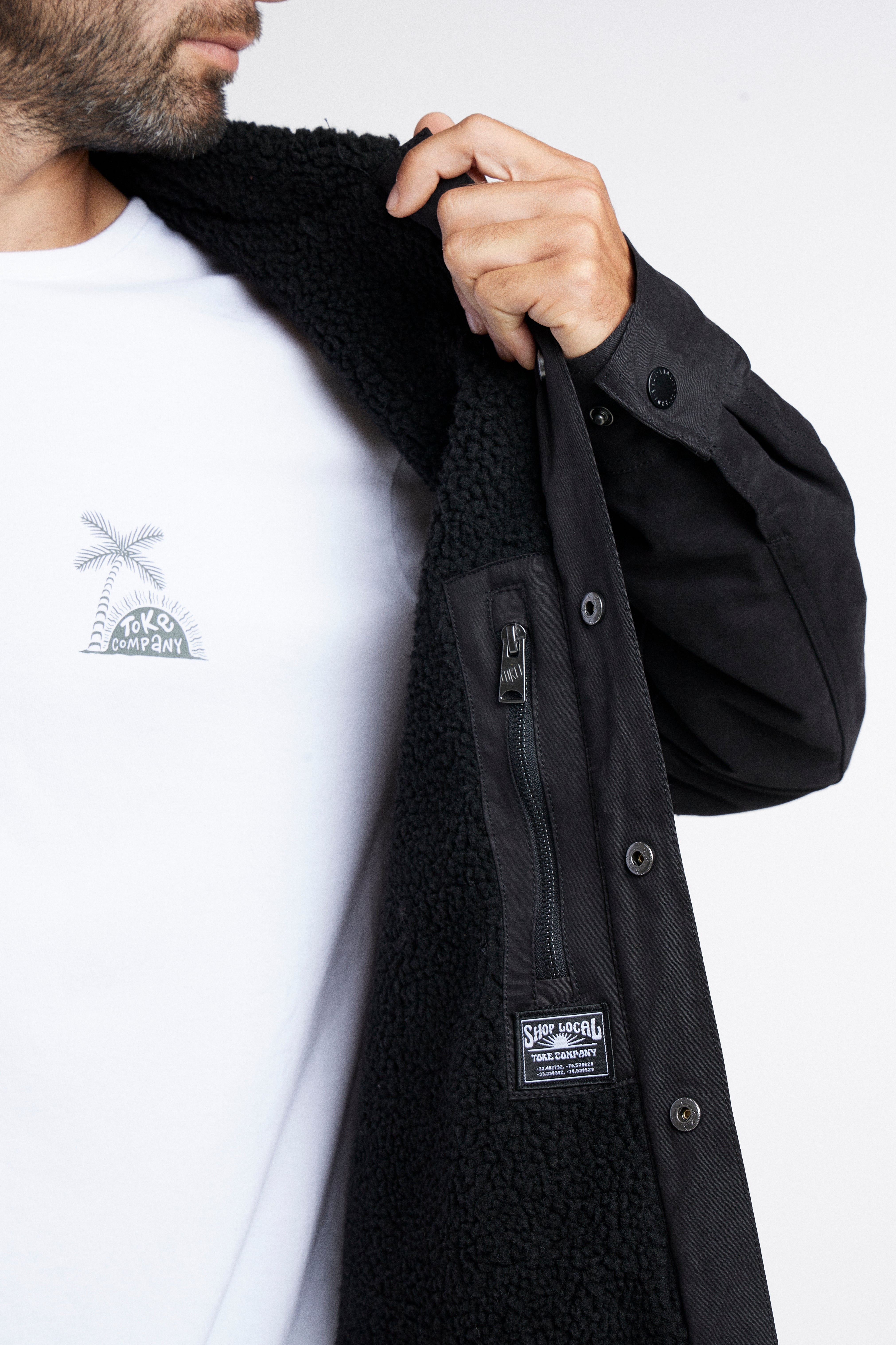 Chaqueta Negra Yellowstone Toke