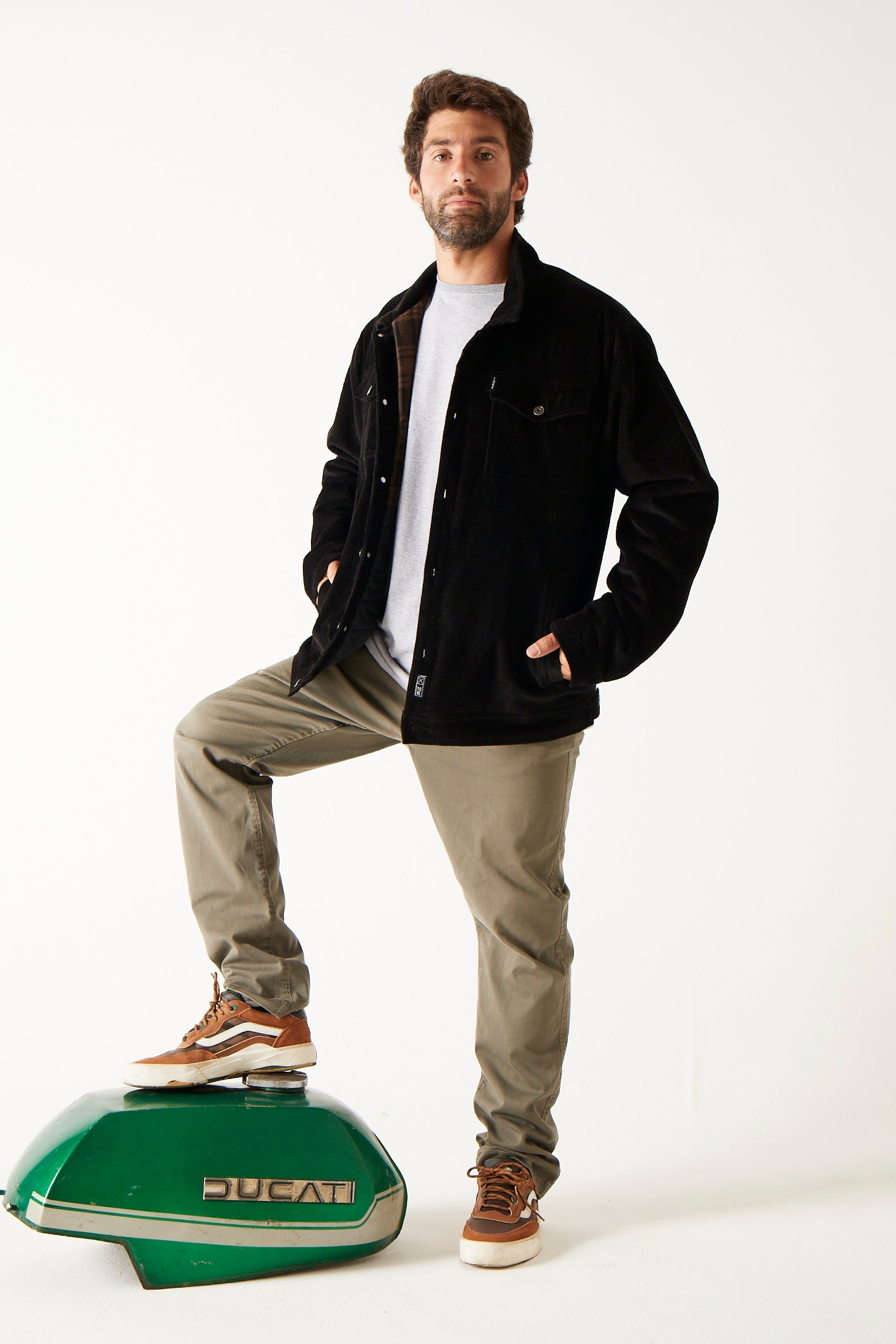 Chaqueta Cotele Negra Toke