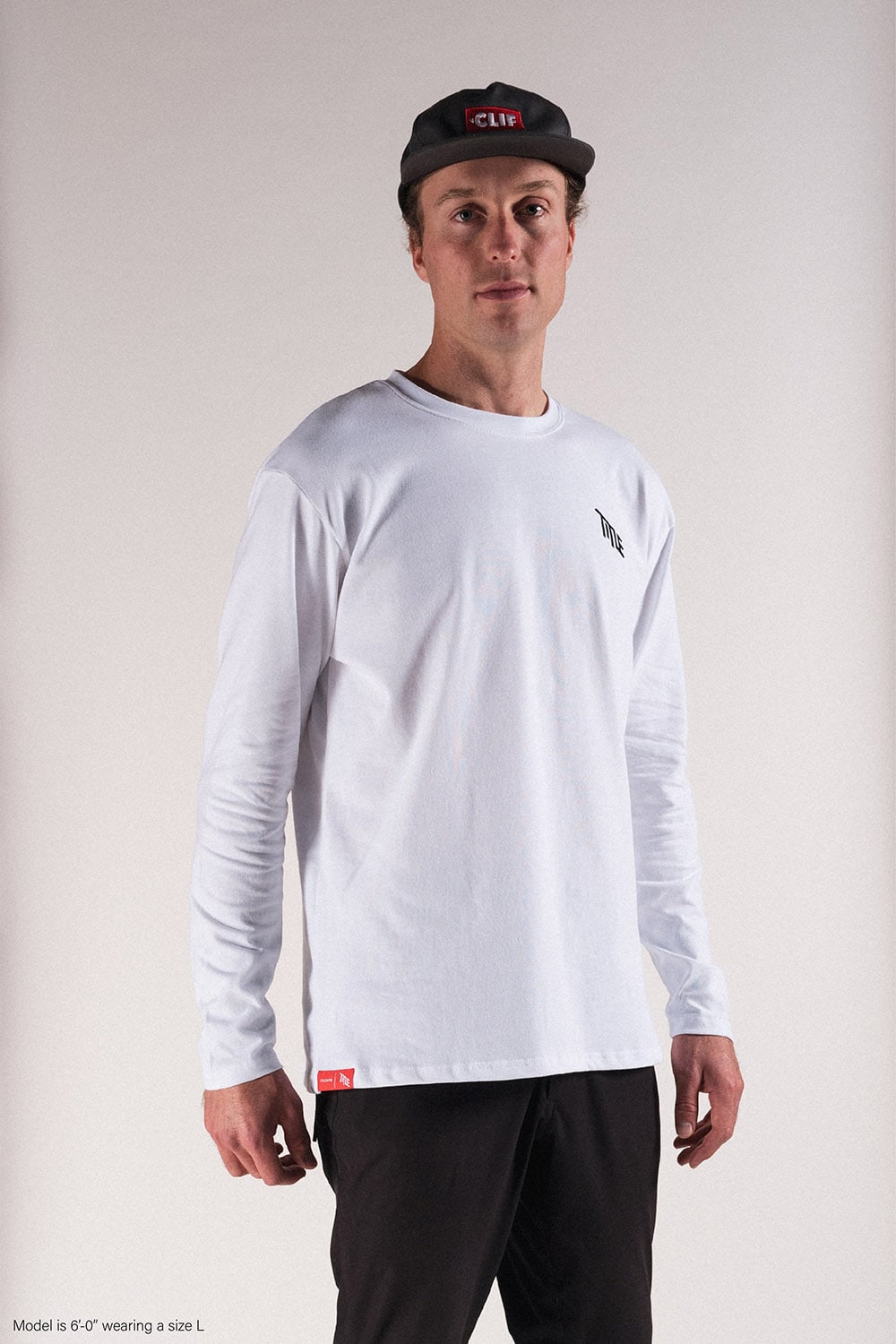 Polera manga larga TITLE - Blanca