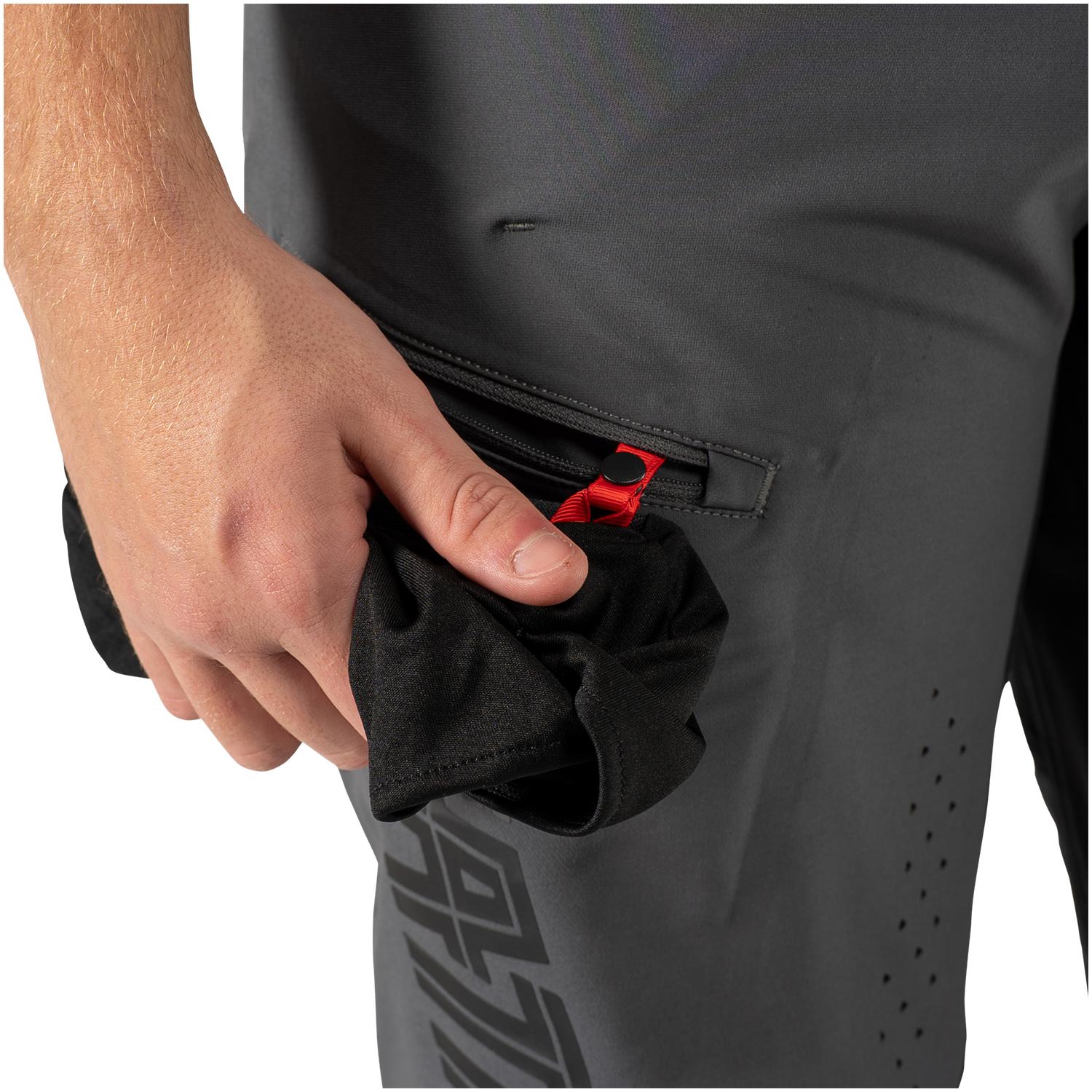 Short Leatt MTB Gravity 4.0 V25 Graphite