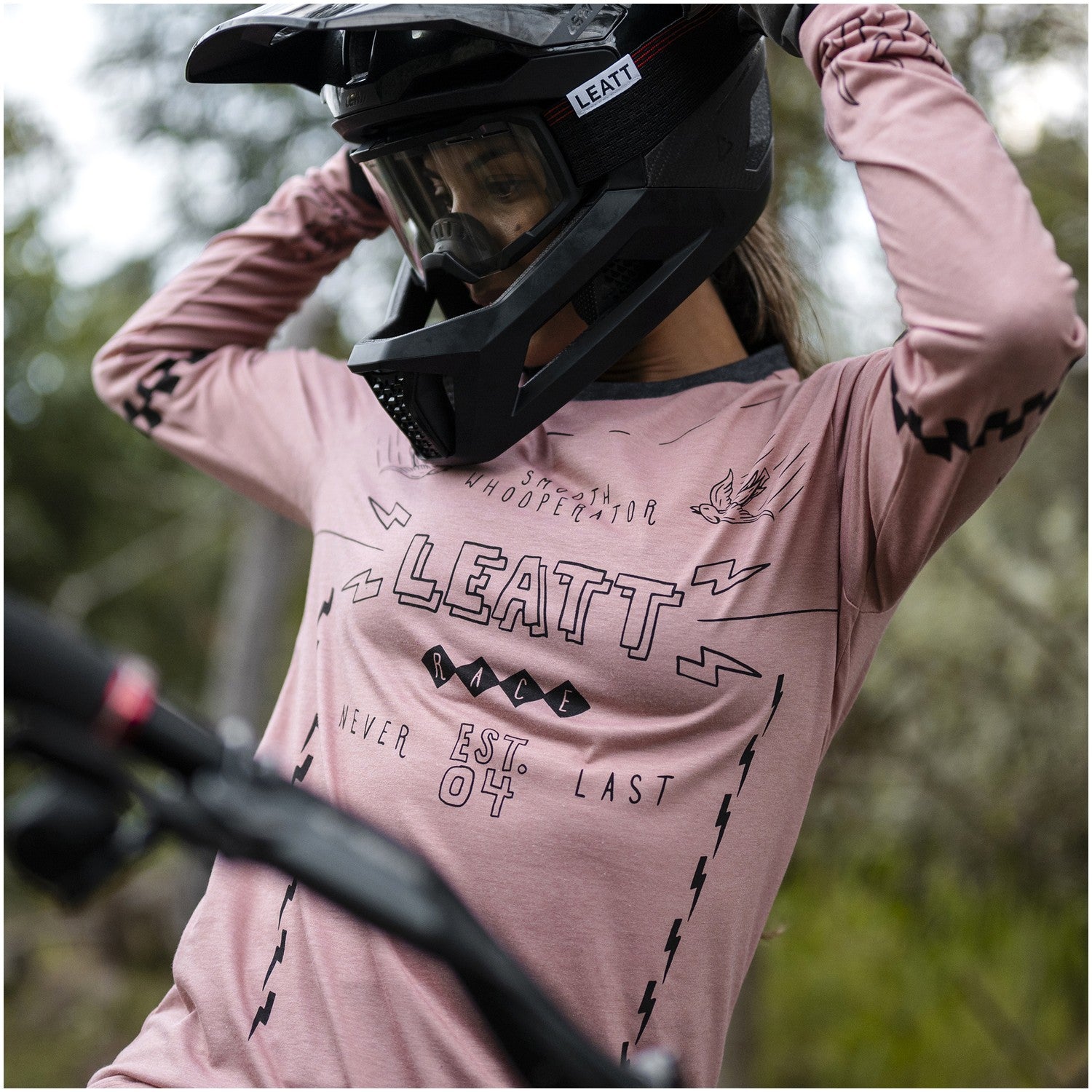 Jersey Leatt MTB Manga Larga Mujer Gravity 3.0 Polvo Rosa