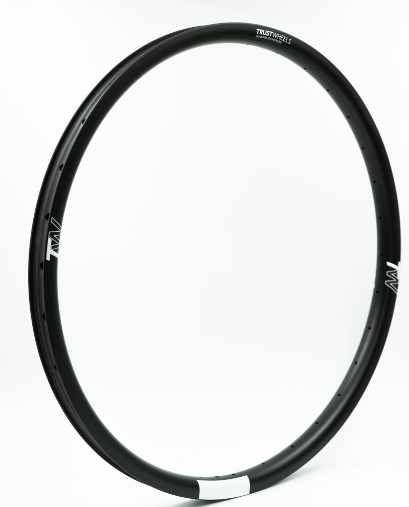 Trust Wheels Llanta M2637TL-ED 29" 32h