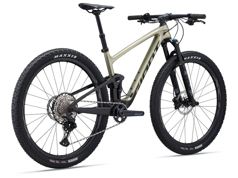 Bicicleta Enduro Giant Anthem Advance 29 2 Golden Haze My24