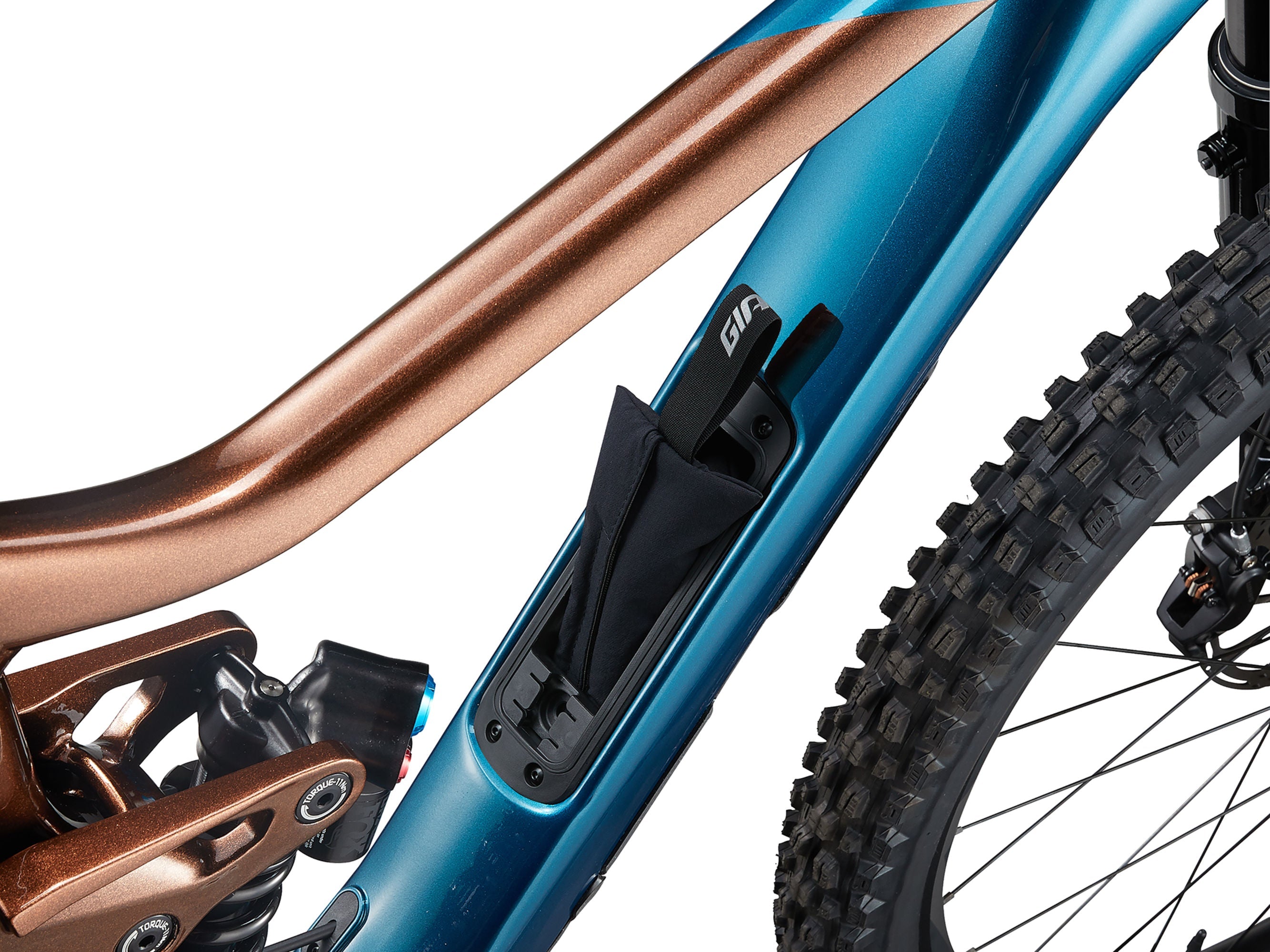 REIGN SX / PREVENTA MAYO