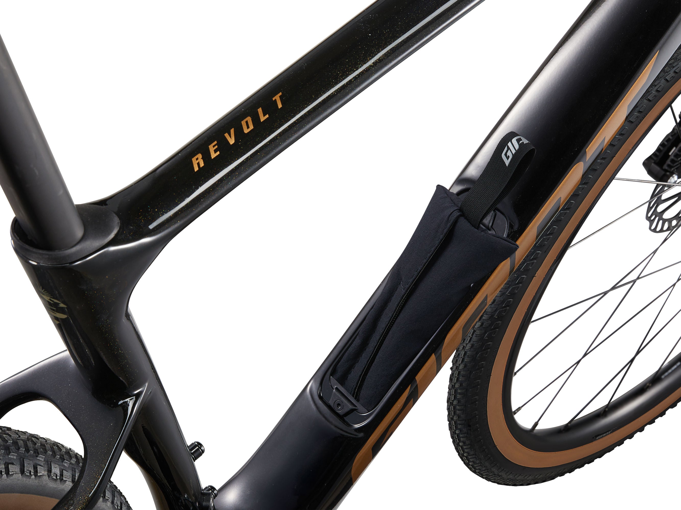 Bicicleta Gravel Giant Revolt Advanced 3 Panther
