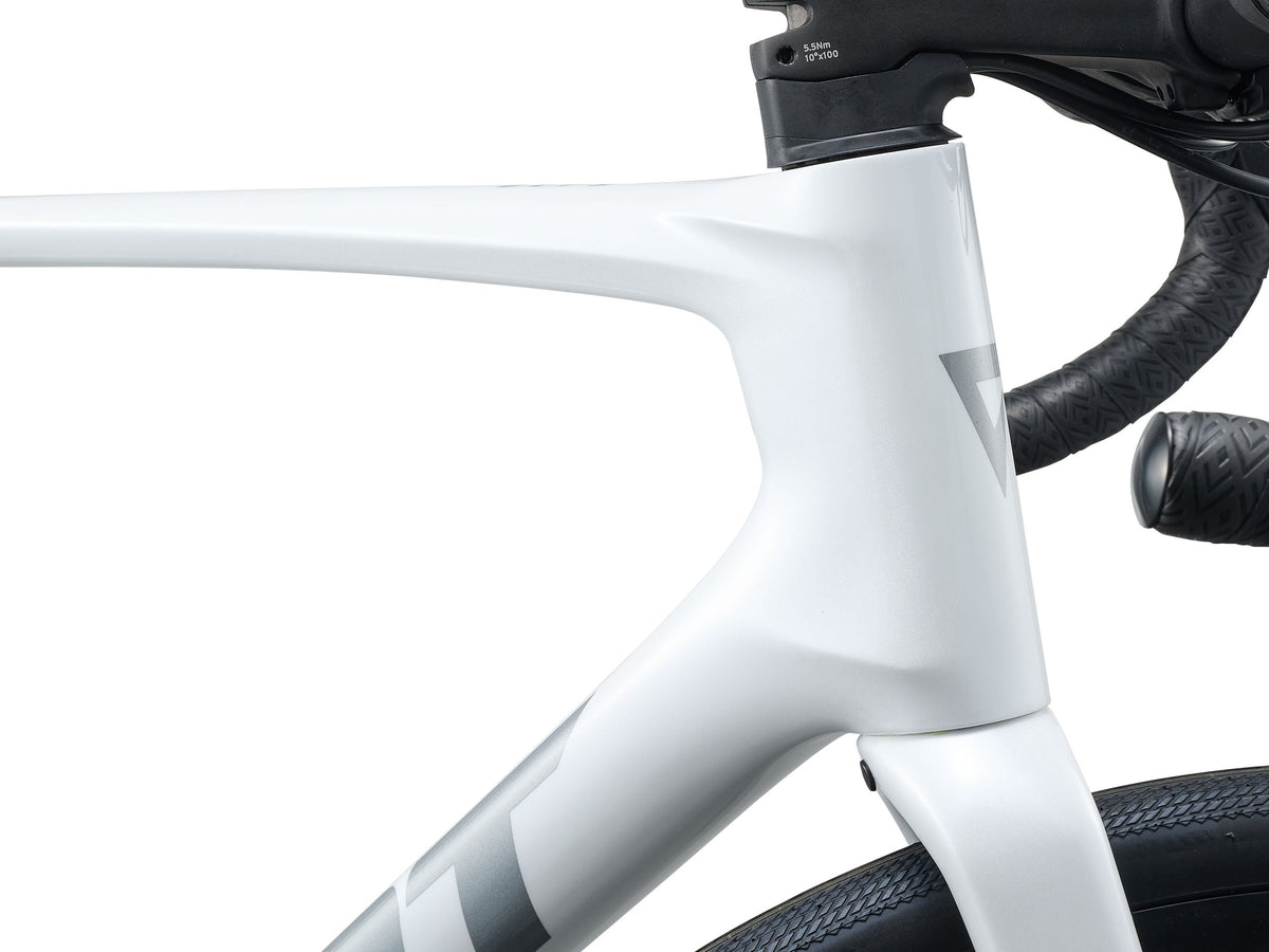 Bicicleta Giant Defy Advanced 2 Pearl White [Preventa Octubre 2026]