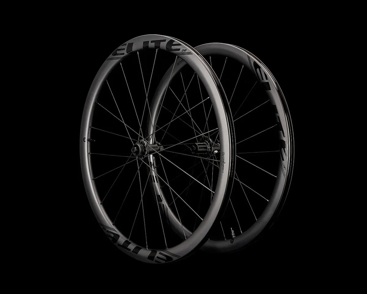 Juego de Ruedas Ruta Elite Wheels Marvel 38D [No incluye Núcleo]