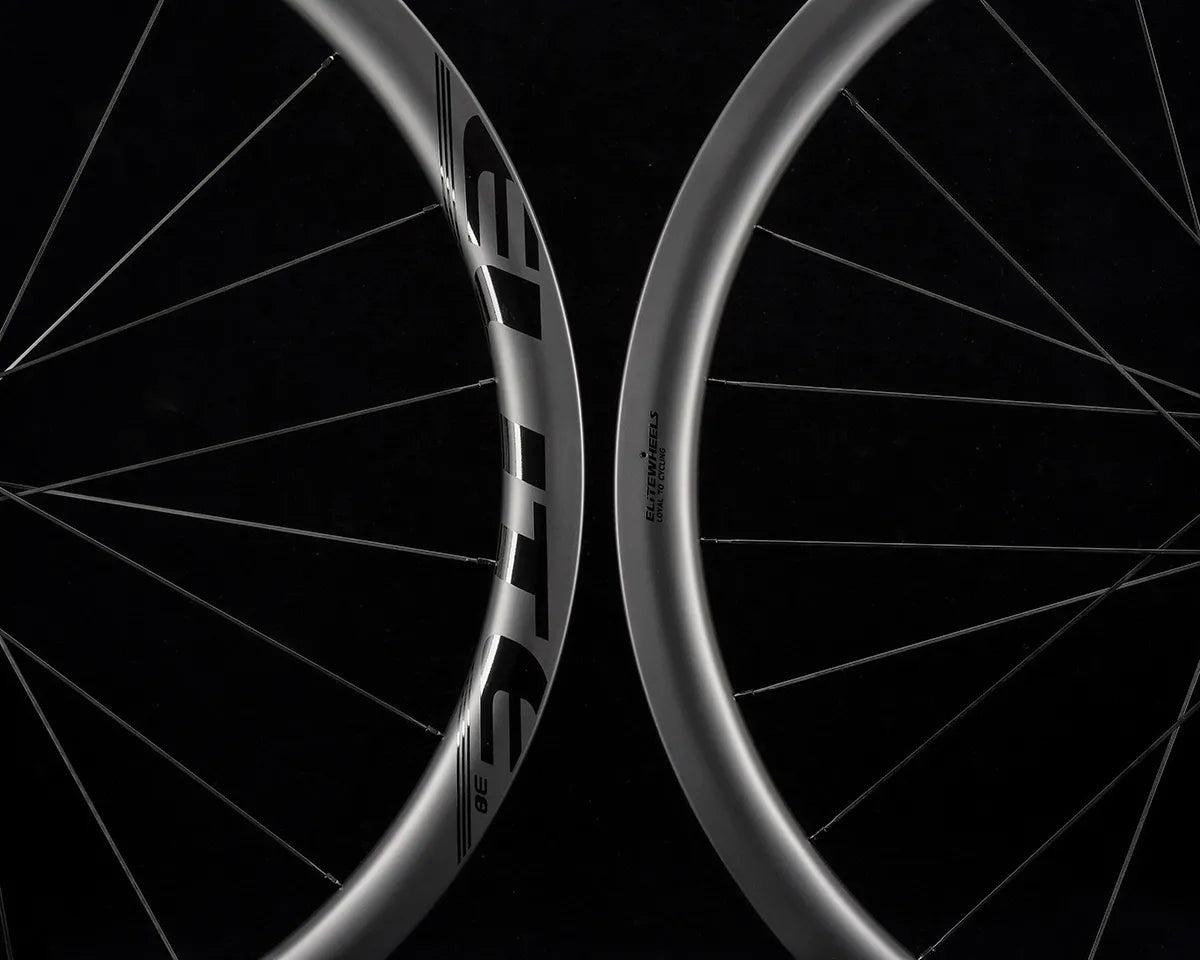 Juego de Ruedas Ruta Elite Wheels Marvel 38D [No incluye Núcleo]
