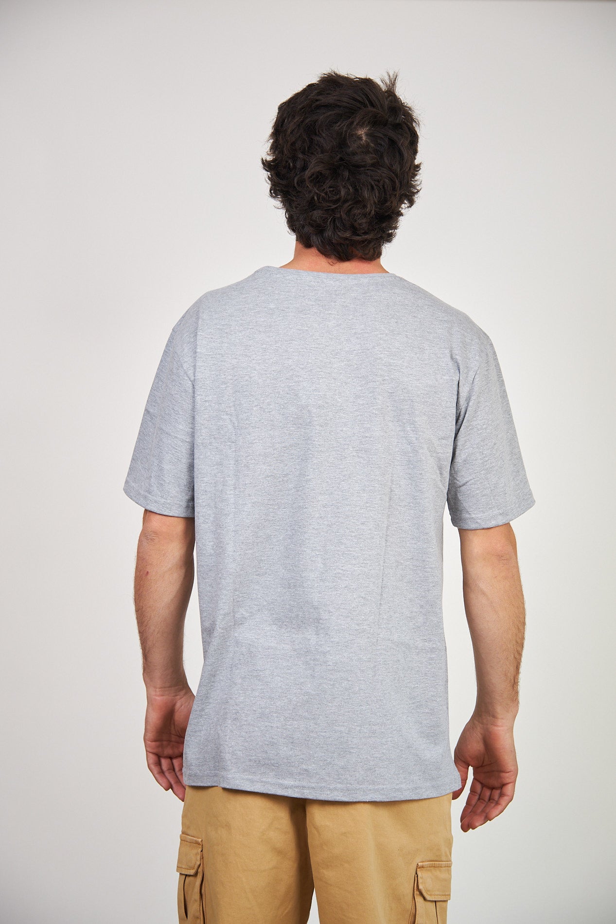 Polera Gris Claro Manga Corta Hombre Malibu