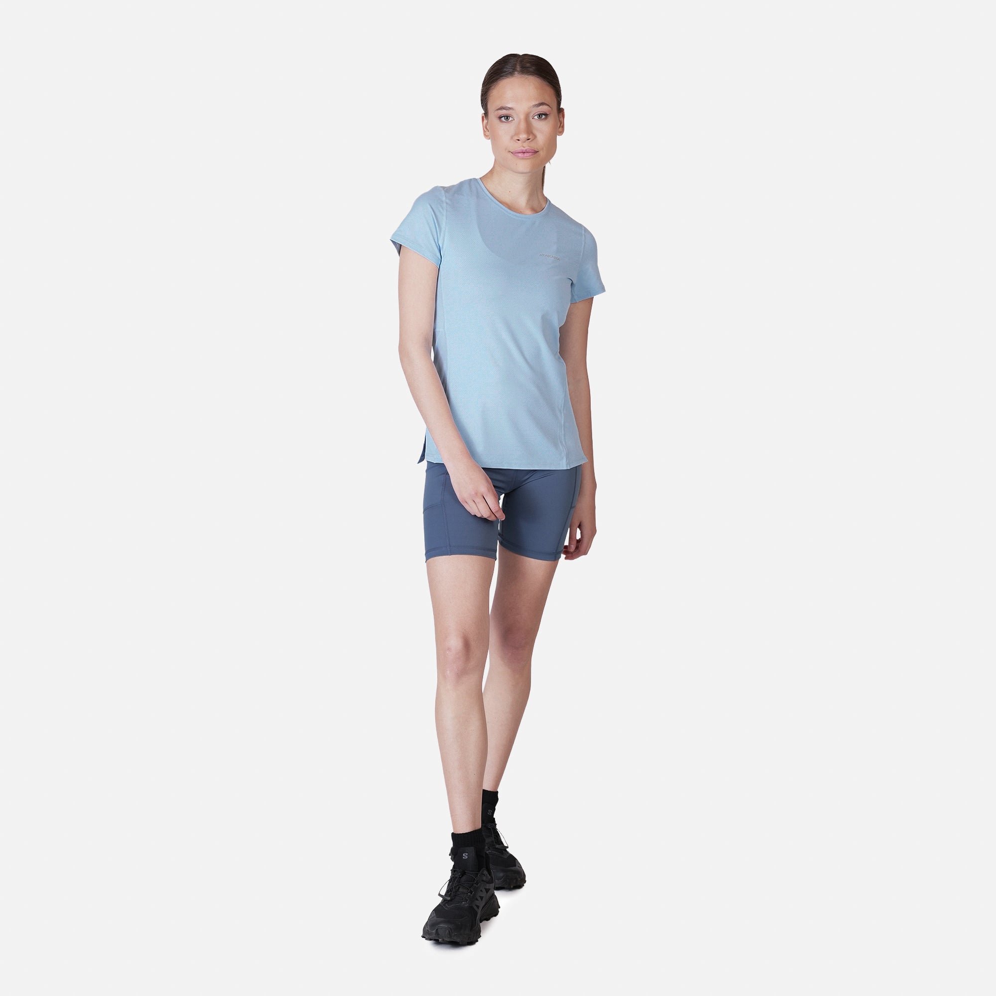 Polera deportiva Mujer Dinámica Dry Core Celeste