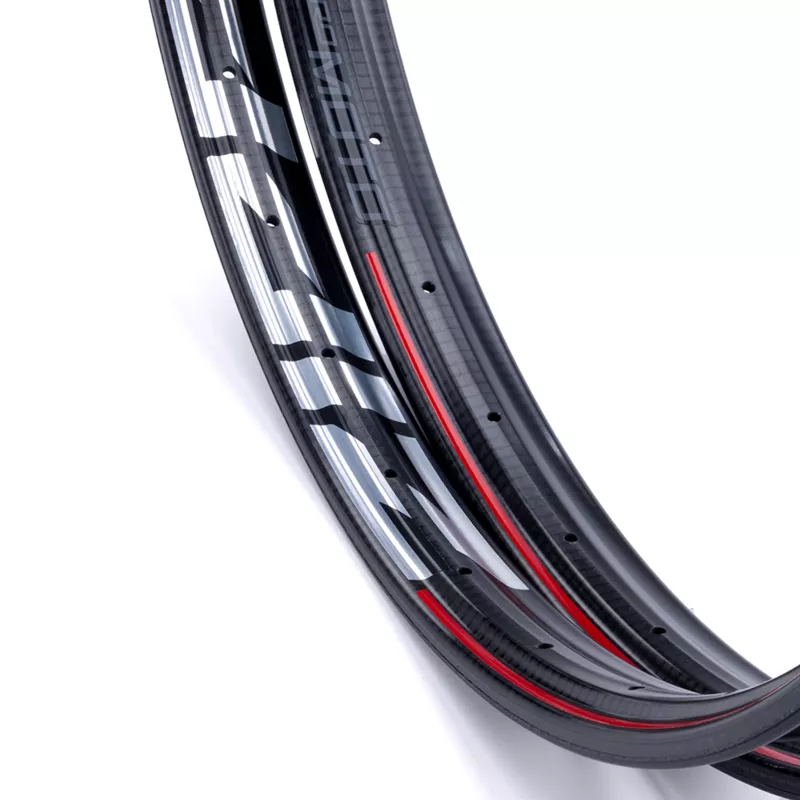 Llanta Zipp 3Zero Carbono 29" 32H Trasera