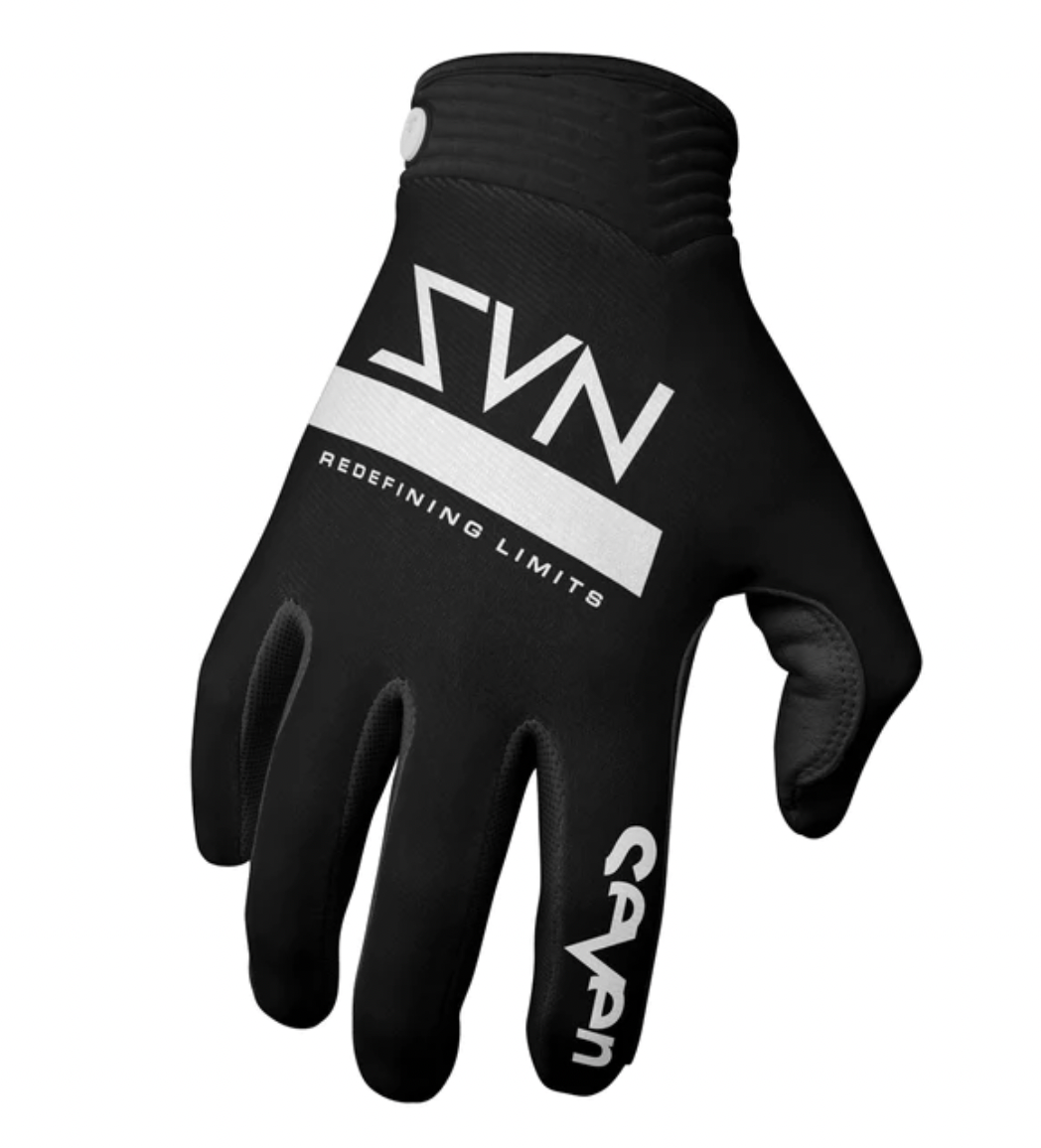 Seven Guantes Zero Contour