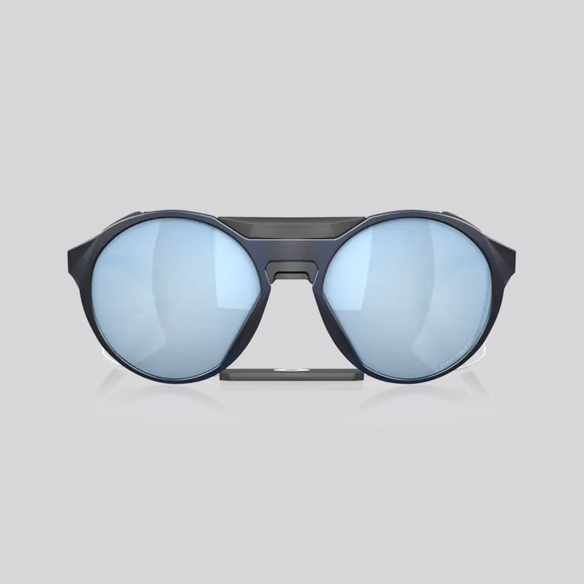 Lentes de Sol Oakley Clifden Matte Translucent Blue / Prizm Deep Water Polarizado - vista 2