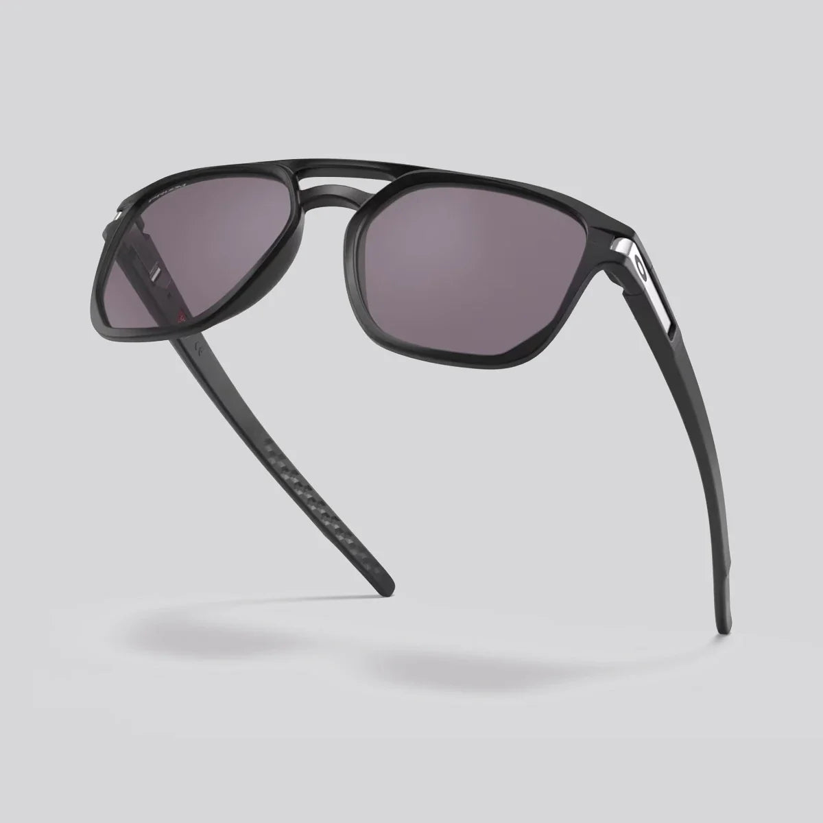 Lentes de Sol Oakley Latch Beta Matte Black / Prizm Grey - vista 4