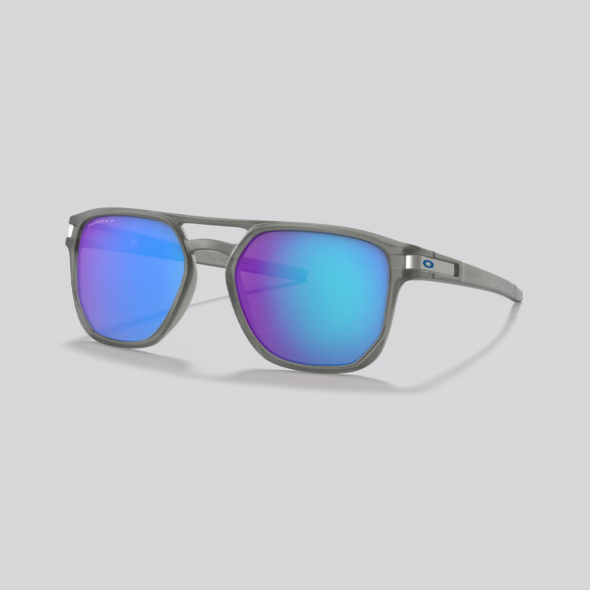 Lentes de Sol Oakley Latch Beta Matte Grey Ink / Prizm Sapphire Polarizado