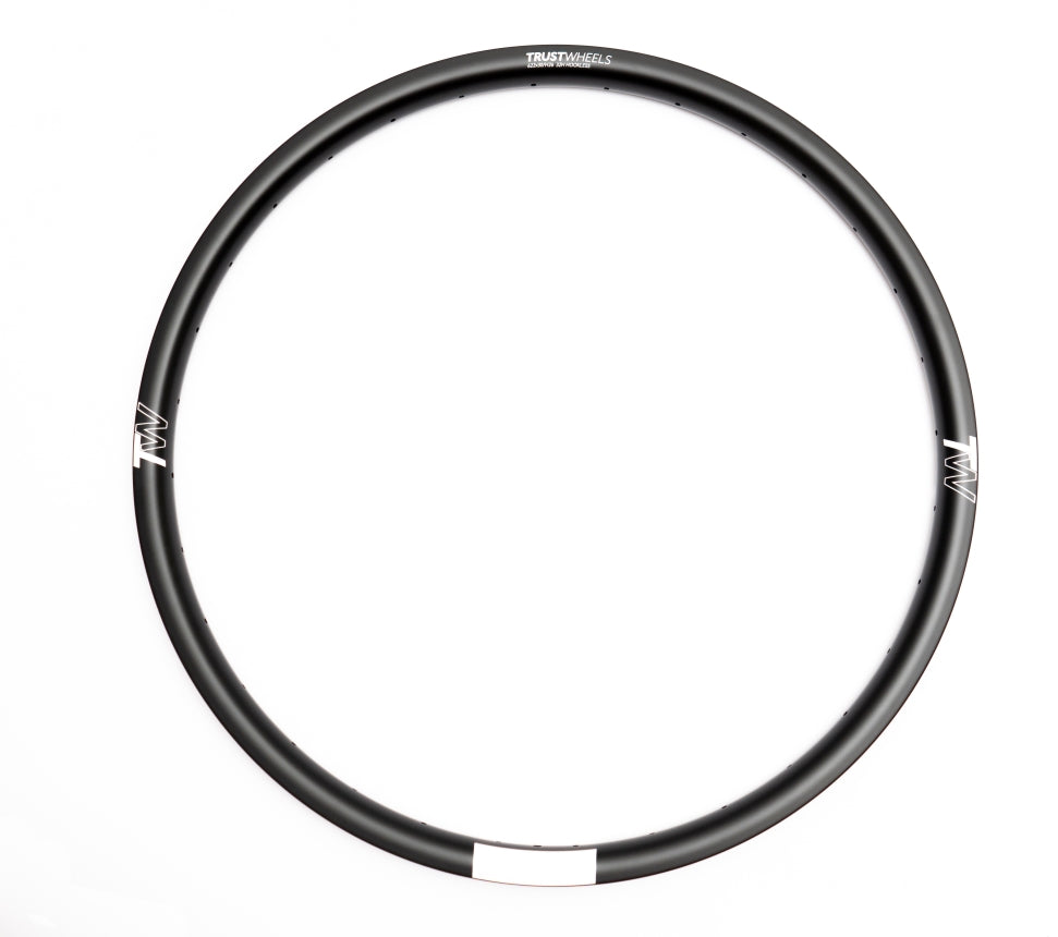 Trust Wheels Llanta M2637TL-ED 29" 32h