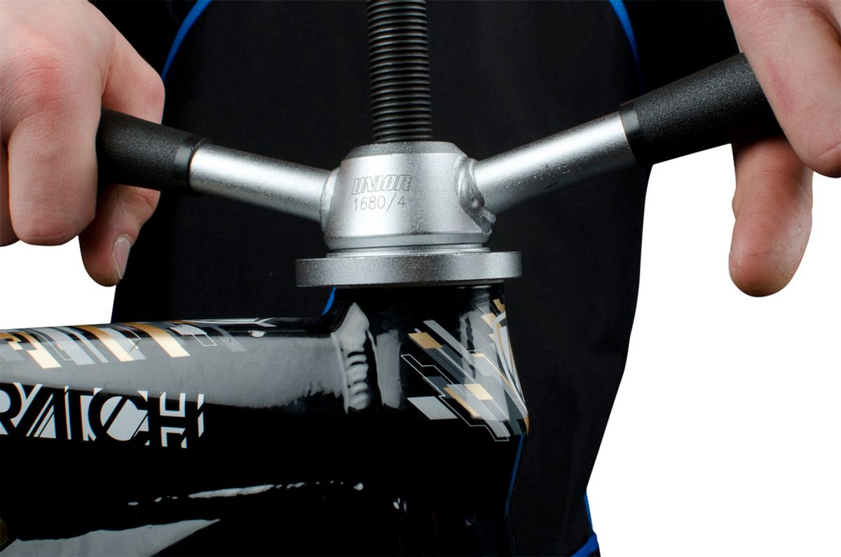 Unior Prensa Juegos De Direccion Y Cuvetas Motor - Rideshop