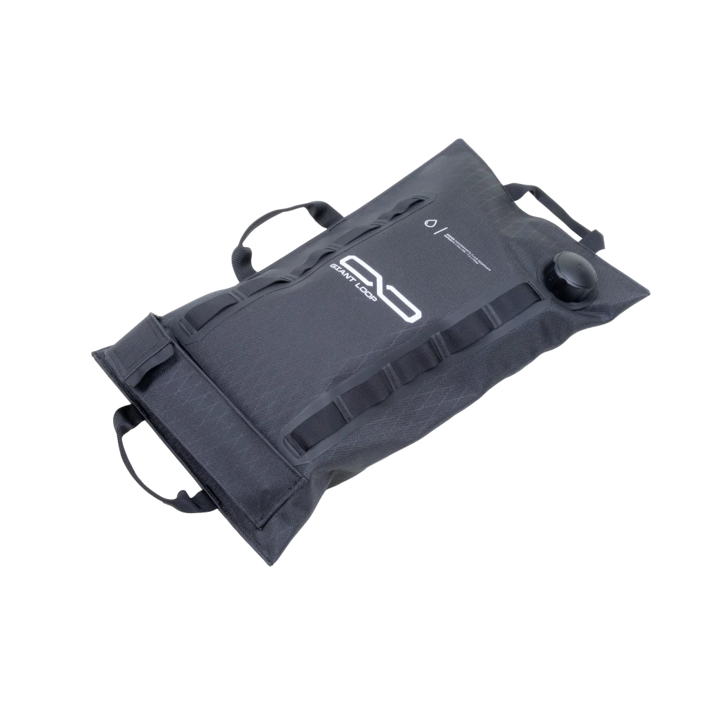 Bolso Para Combustible 2 Galones Giant Loop Armadillo Bag