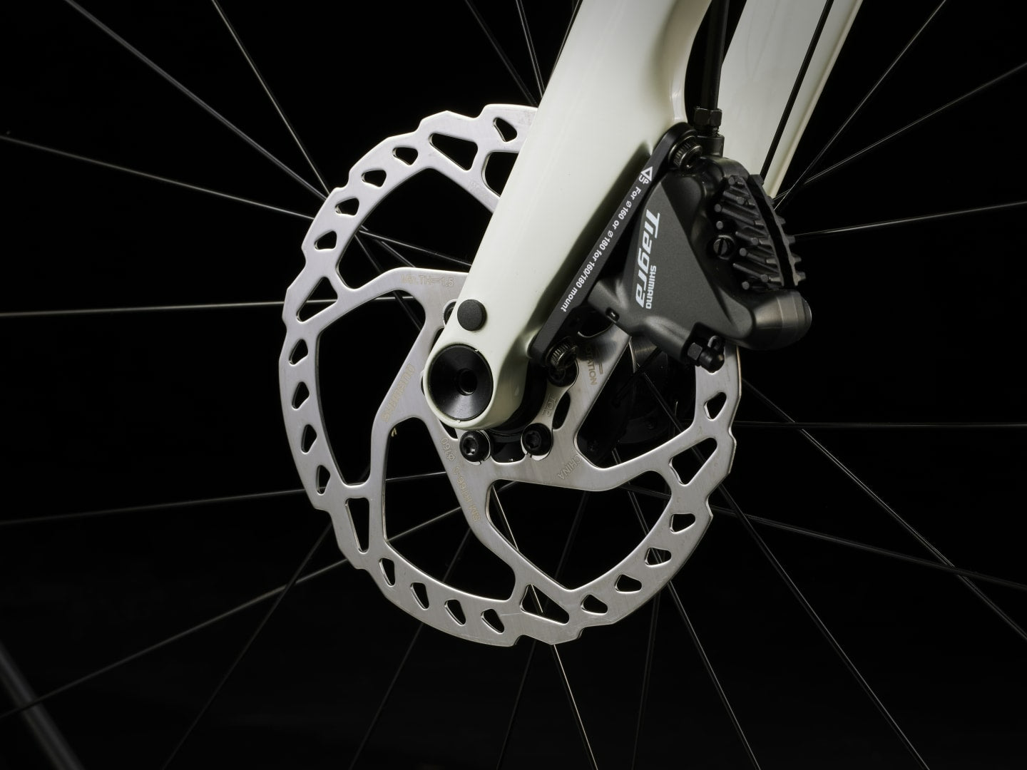 Bicicleta Ruta Trek Domane AL 4 Blanco 4ta Gen