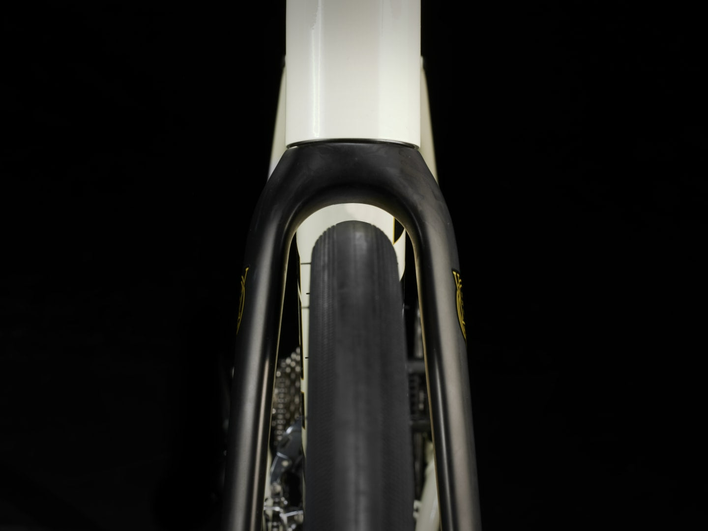 Bicicleta Ruta Trek Domane AL 4 Blanco 4ta Gen