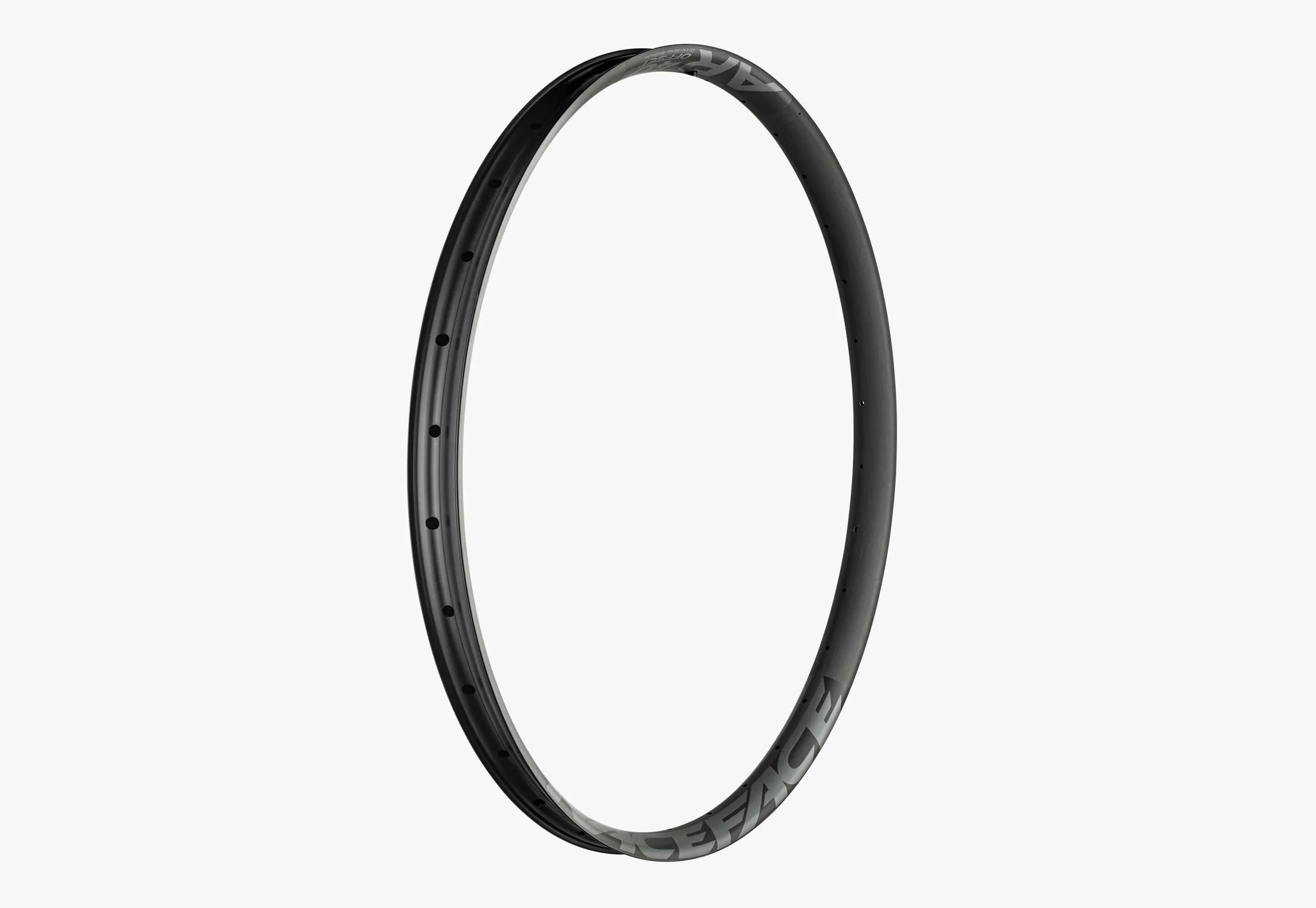LLANTA RACE FACE AR OFFSET 40 ARO 27.5/32H