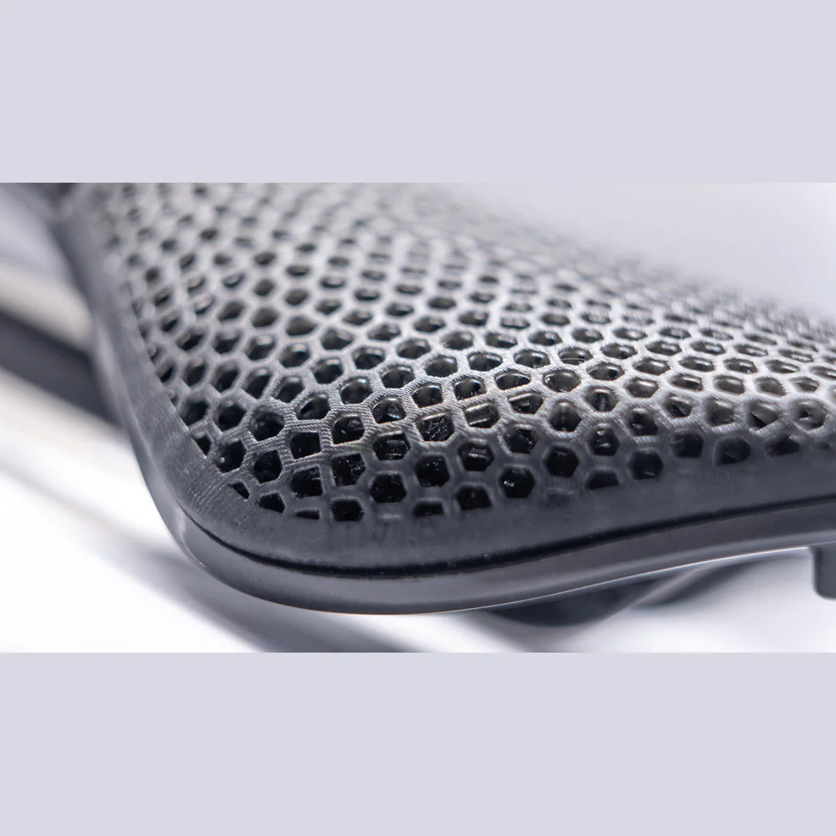 Asiento Prologo Nago R4 3D PAS Tirox 137mm Negro