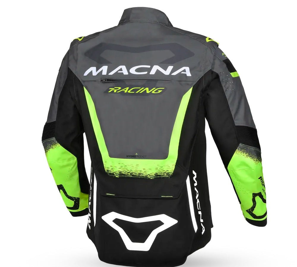 Chaqueta de adventure modelo Landmark. Color negro/fluo | Macna