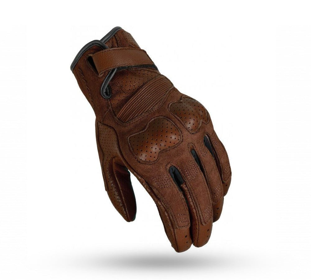 Guantes de cuero con ventilaciÃ³n Bold color marrÃ³n oscuro | Macna