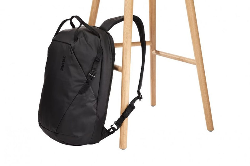 Thule Mochila Tact 16L | Black - Rideshop