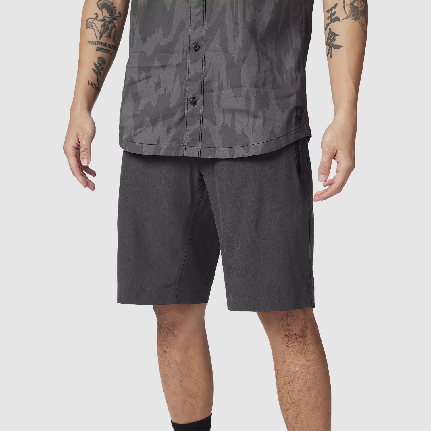 Short Lifestyle Machete Tech Gris Oscuro Fox