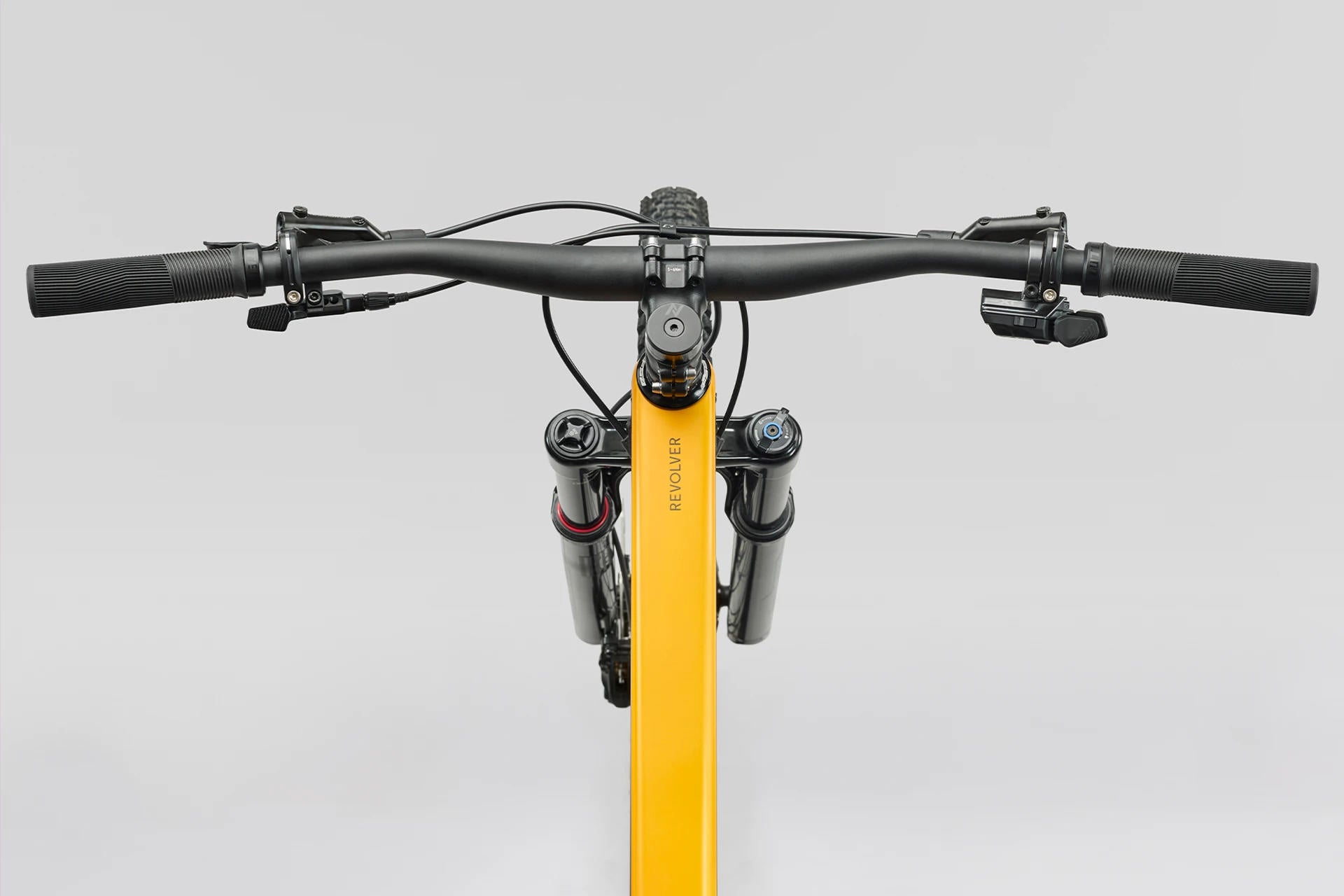 Bicicleta Revolver C2 120  Amarillo/Negro Norco
