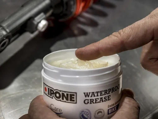 Grasa Moto Waterproof 200 gr Ipone