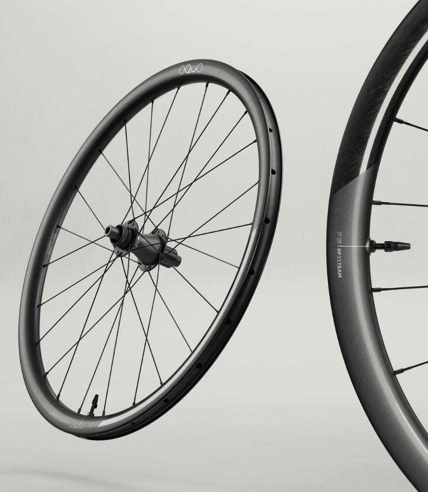 Rueda Ruta Oquo RP35TEAM Shimano HG Negra Par