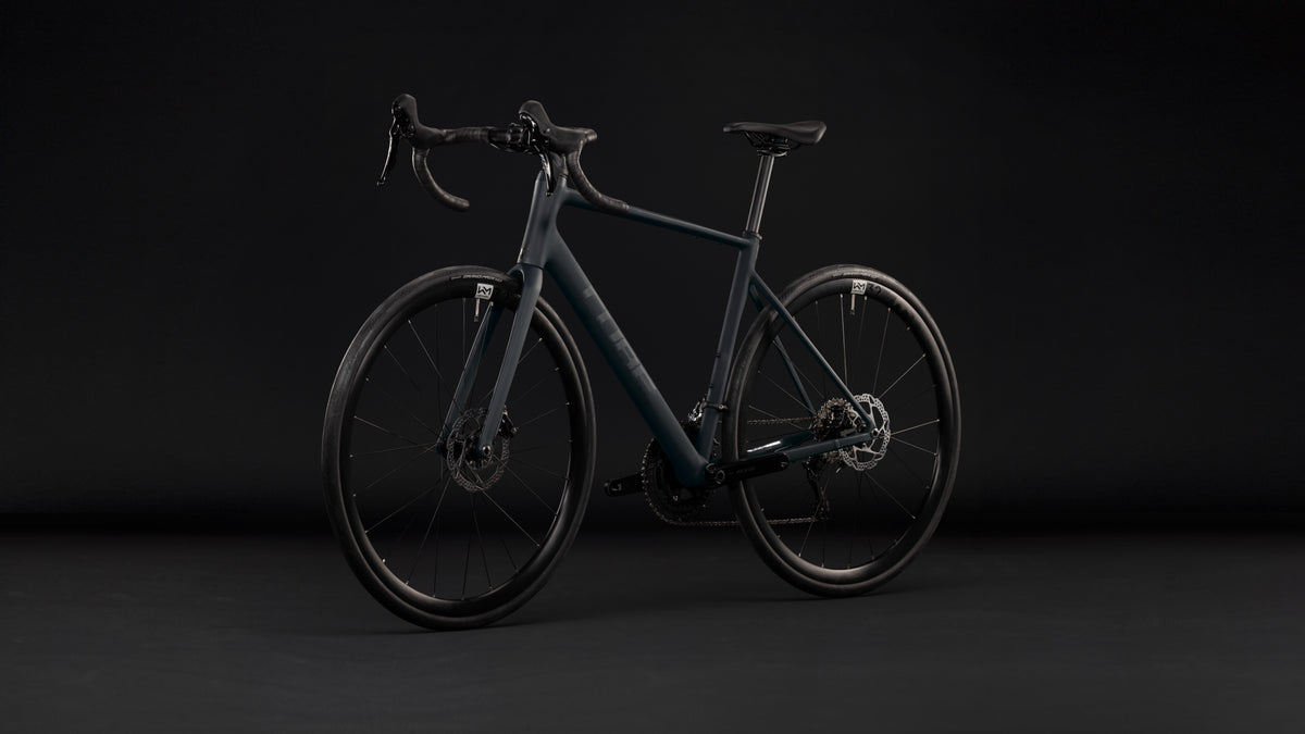 Bicicleta Ruta Cube Attain SLX black´n´chrome | Preventa - Entrega Febrero 2027