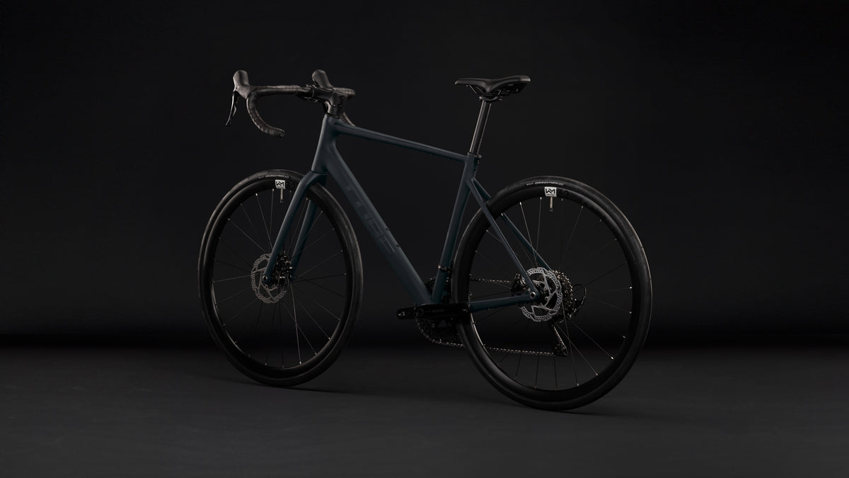Bicicleta Ruta Cube Attain SLX black´n´chrome | Preventa - Entrega Febrero 2027