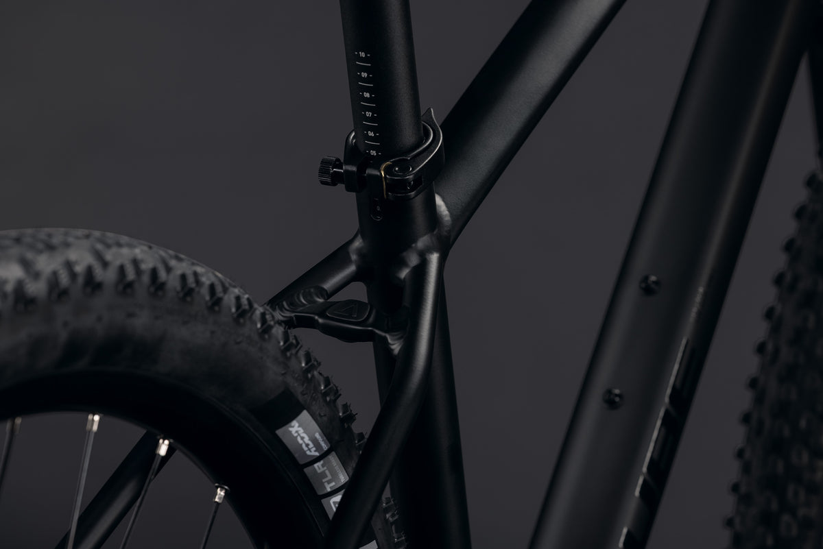 Bicicleta Cube Aim SLT soot´n´black | Preventa - Entrega Febrero 2027