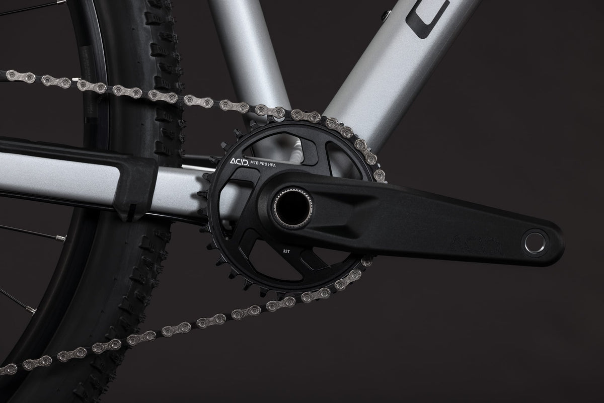 Bicicleta Cube Reaction Pro platinum´n´black | Preventa - Entrega Febrero 2027