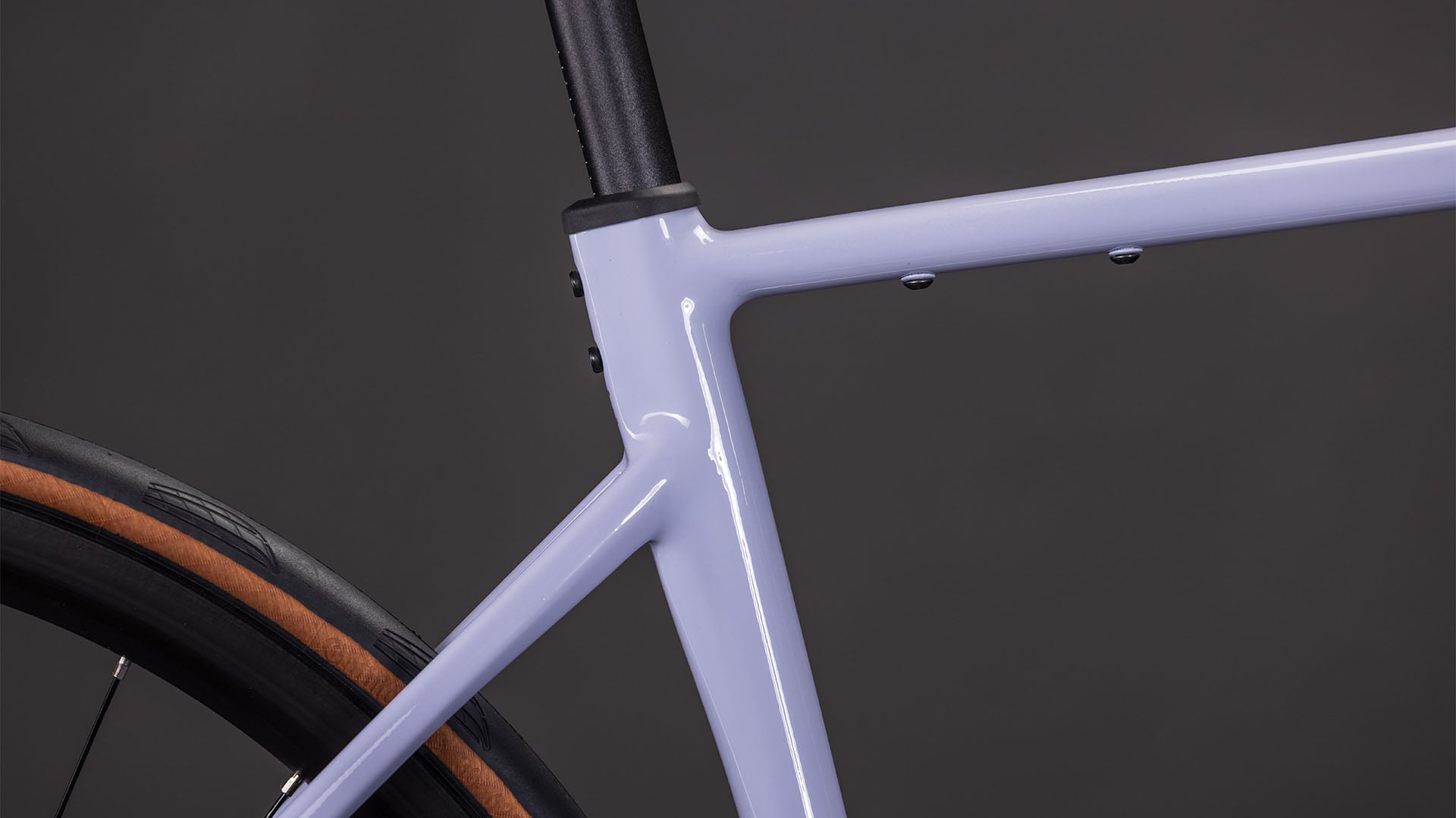 Bicicleta Ruta Cube Attain Race Cyclamen´n´Black